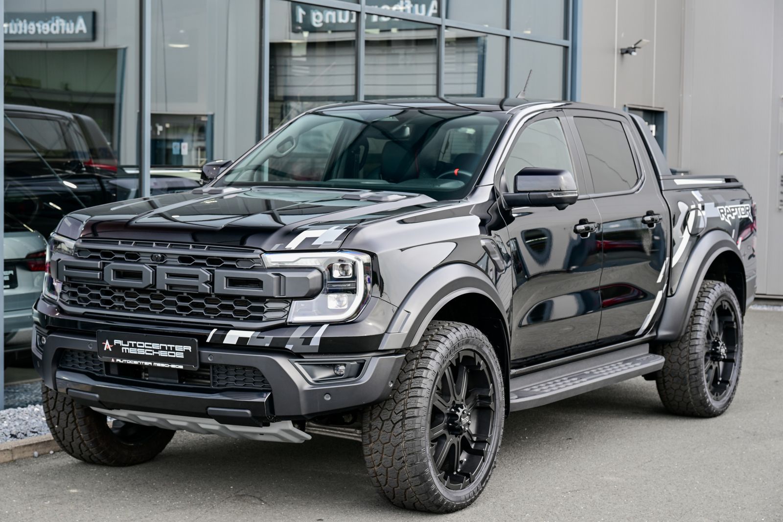 Ford RAPTOR 2023 г. Чёрный, пробег 11370 км