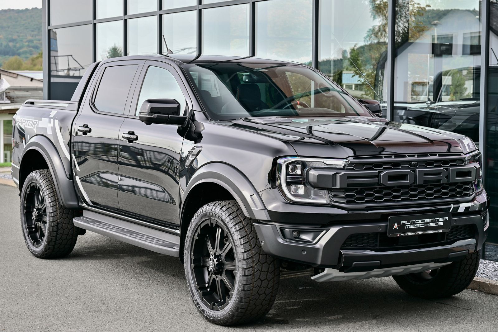 Ford RAPTOR 2023 г. Чёрный, пробег 11370 км