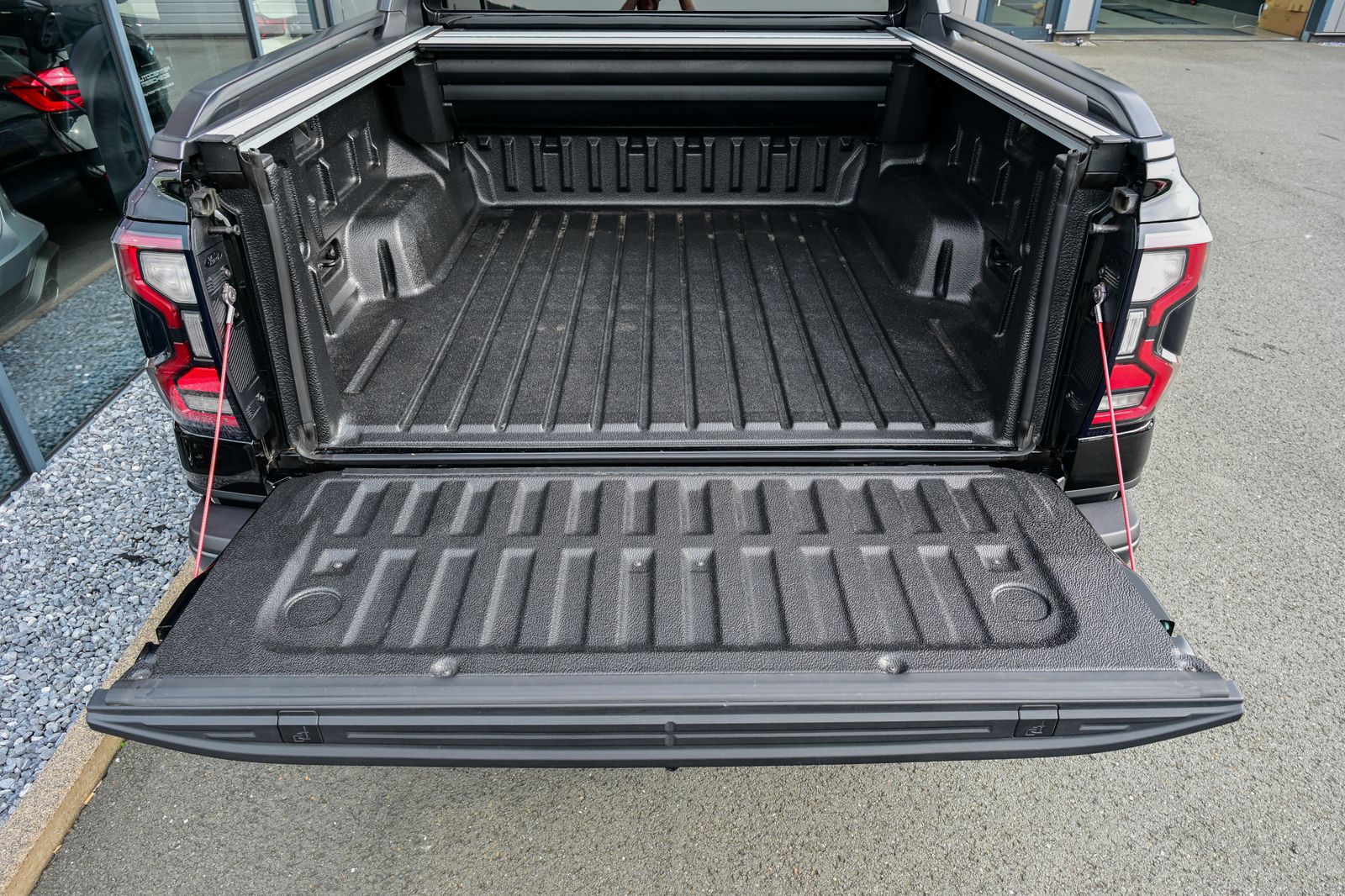 Ford RAPTOR 2023 г. Чёрный, пробег 11370 км