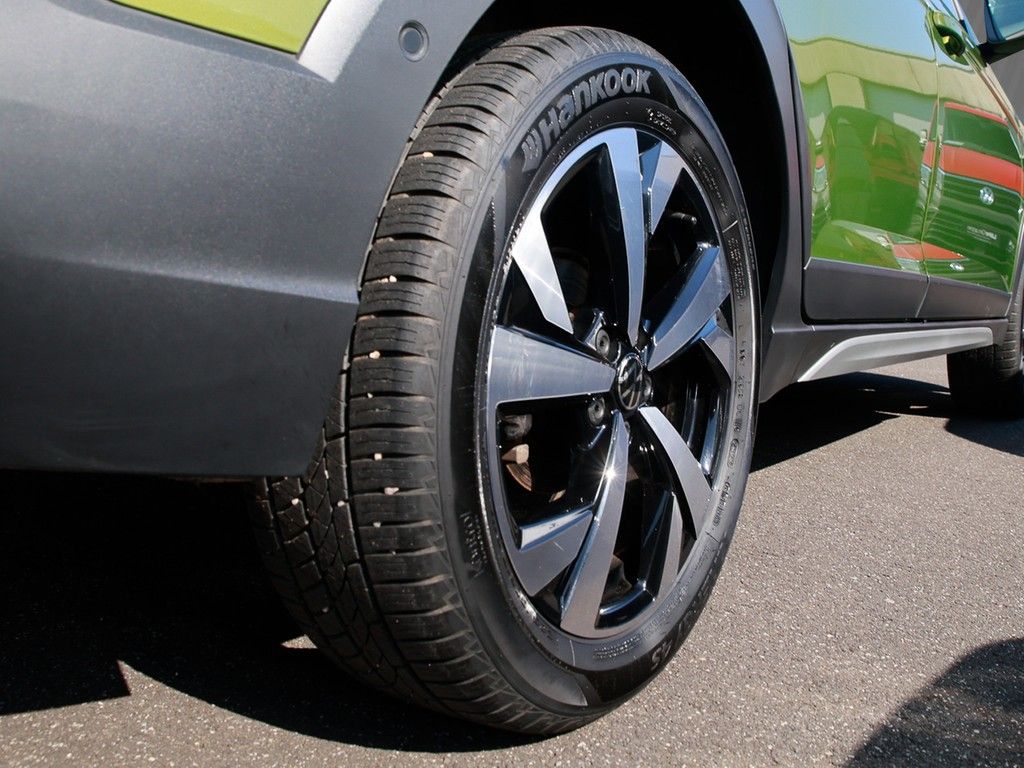 Volkswagen Taigo 2023 г. Зелёный, пробег 33407 км