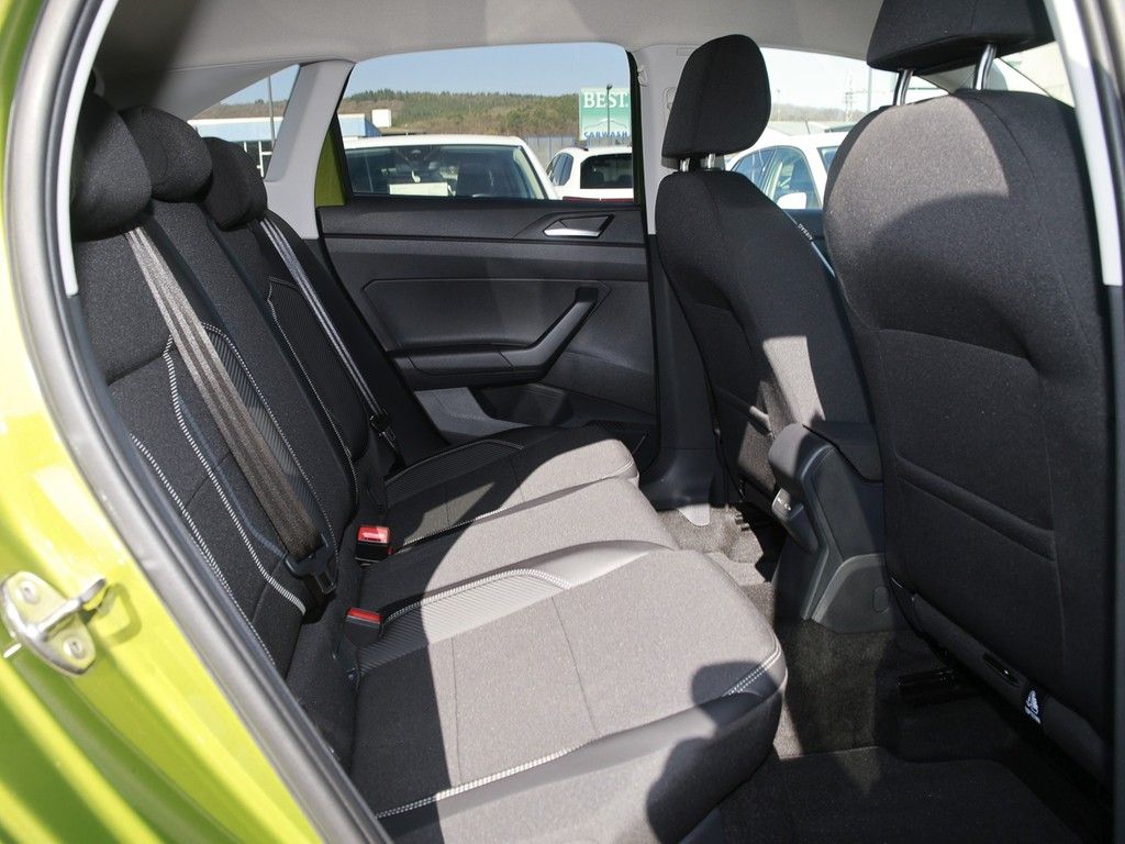 Volkswagen Taigo 2023 г. Зелёный, пробег 33407 км