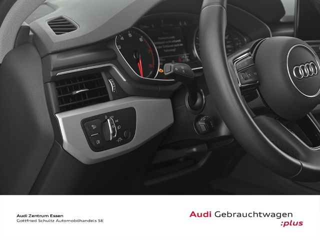 Audi A4 2023 г. Белый, пробег 39054 км