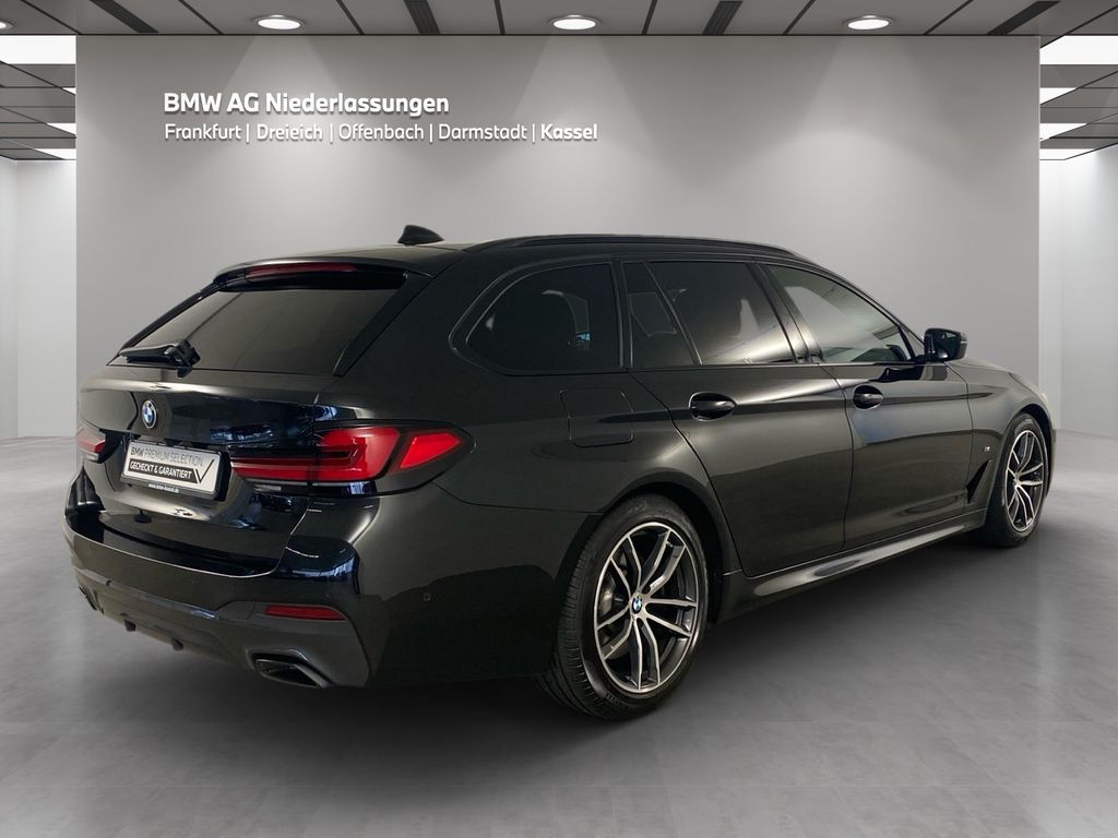 BMW 530 2023 г. Чёрный, пробег 47348 км