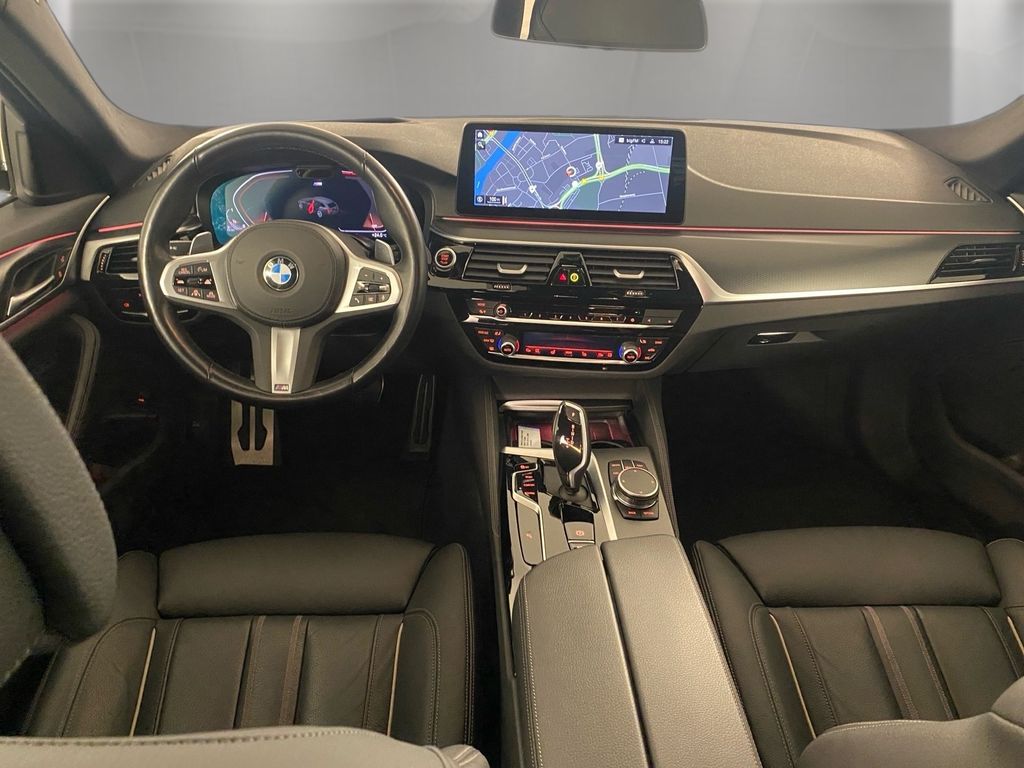 BMW 530 2023 г. Чёрный, пробег 47348 км