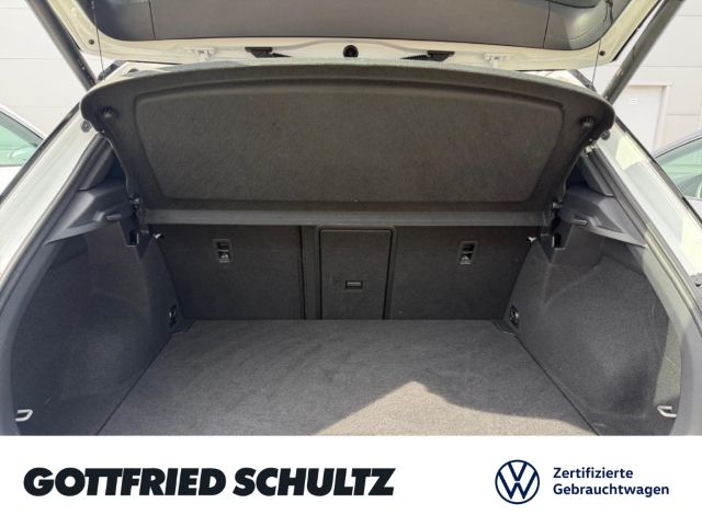 Volkswagen T-Roc 2022 г. Белый, пробег 37510 км