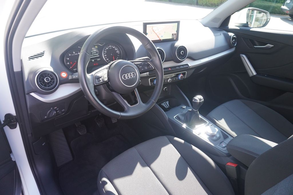 Audi Q2 2022 г. Белый, пробег 24506 км