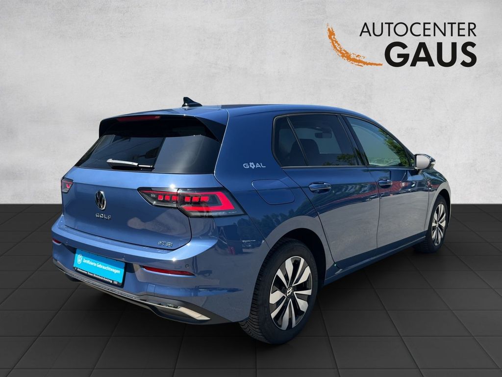 Volkswagen Golf 2025 г. Синий, пробег 9089 км