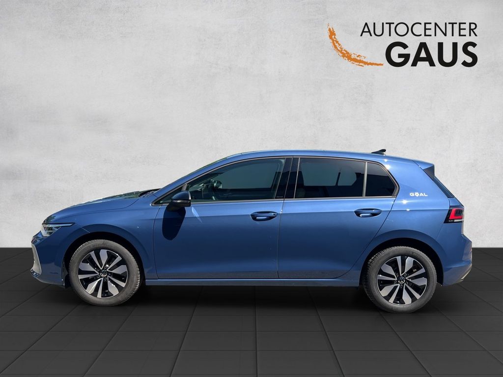 Volkswagen Golf 2025 г. Синий, пробег 9089 км