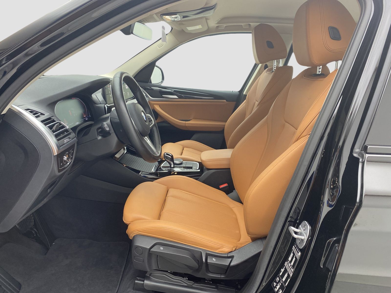 BMW X3 2023 г. Чёрный, пробег 49970 км