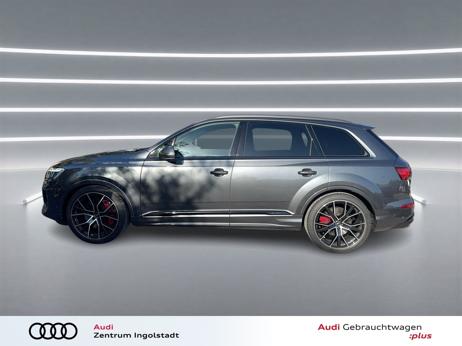 Audi SQ7 2026 г. Серый, пробег 24936 км