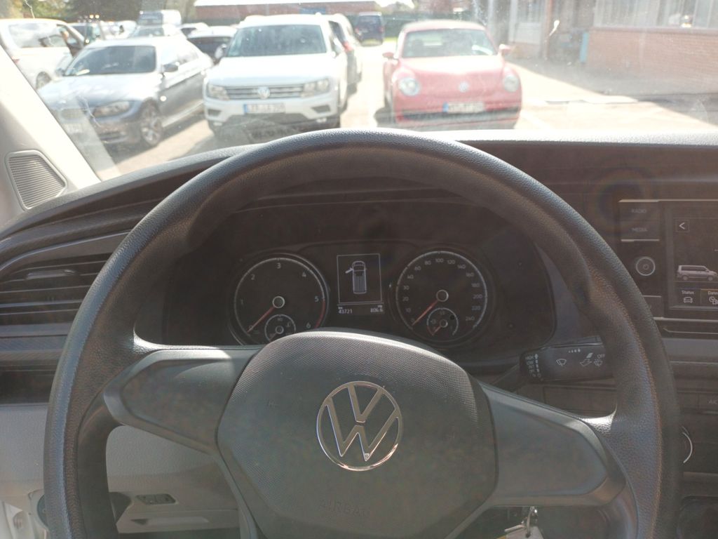 Volkswagen 8 series 2022 г. Белый, пробег 43720 км