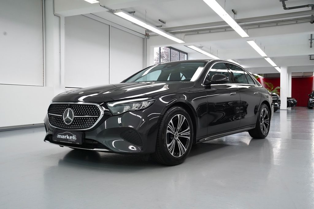 Mercedes-Benz E 220 2025 г. Серый, пробег 23900 км