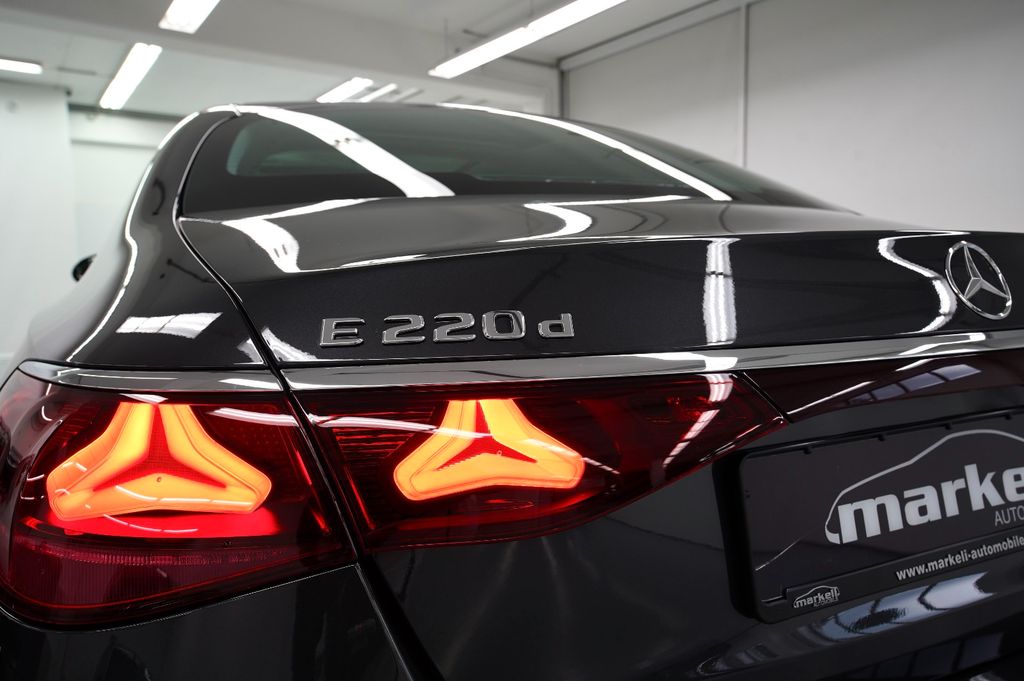 Mercedes-Benz E 220 2025 г. Серый, пробег 23900 км