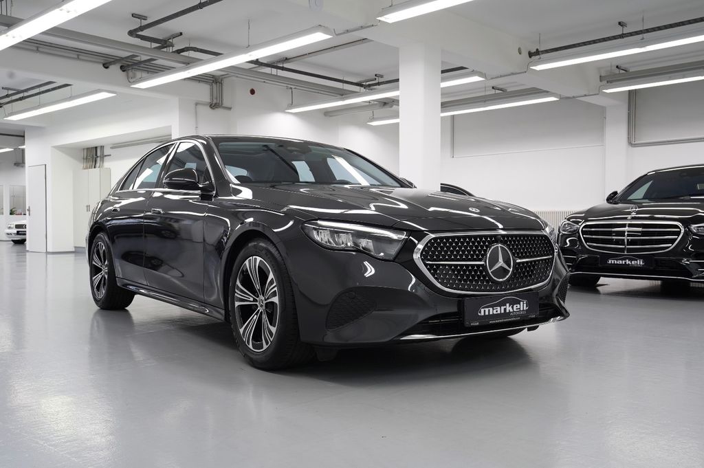 Mercedes-Benz E 220 2025 г. Серый, пробег 23900 км