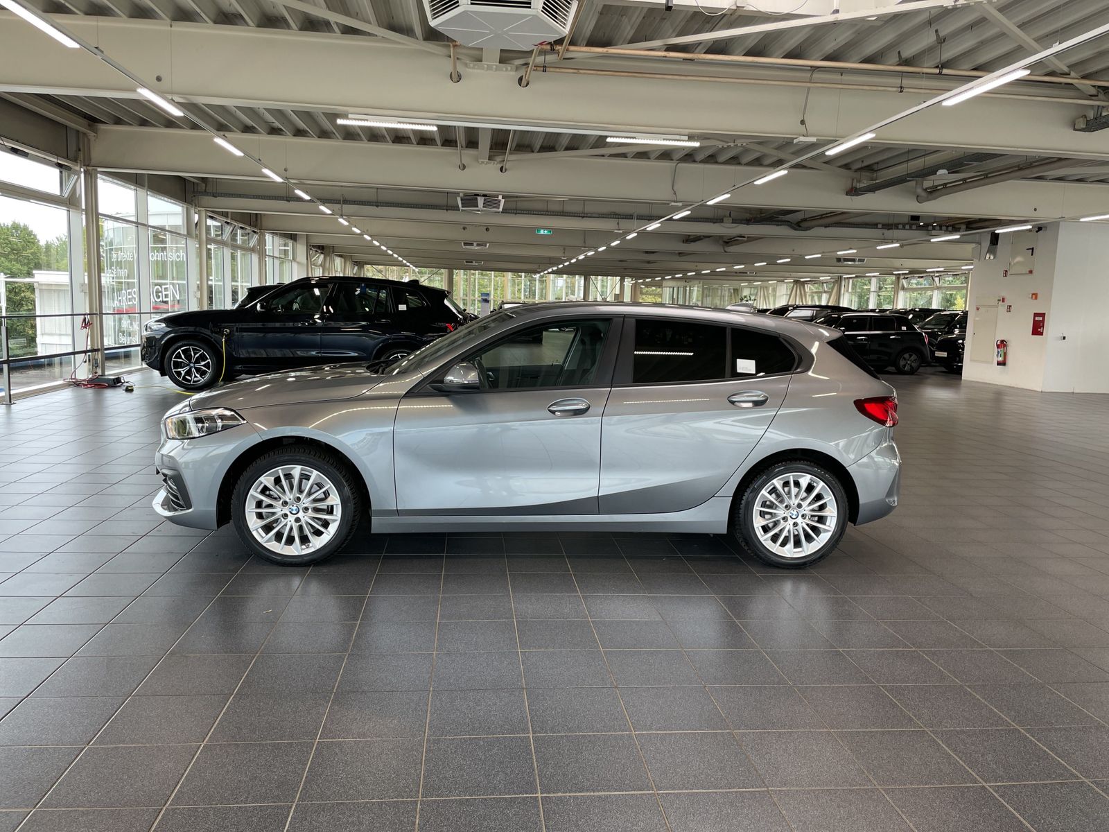 BMW 116 2022 г. Серый, пробег 17513 км