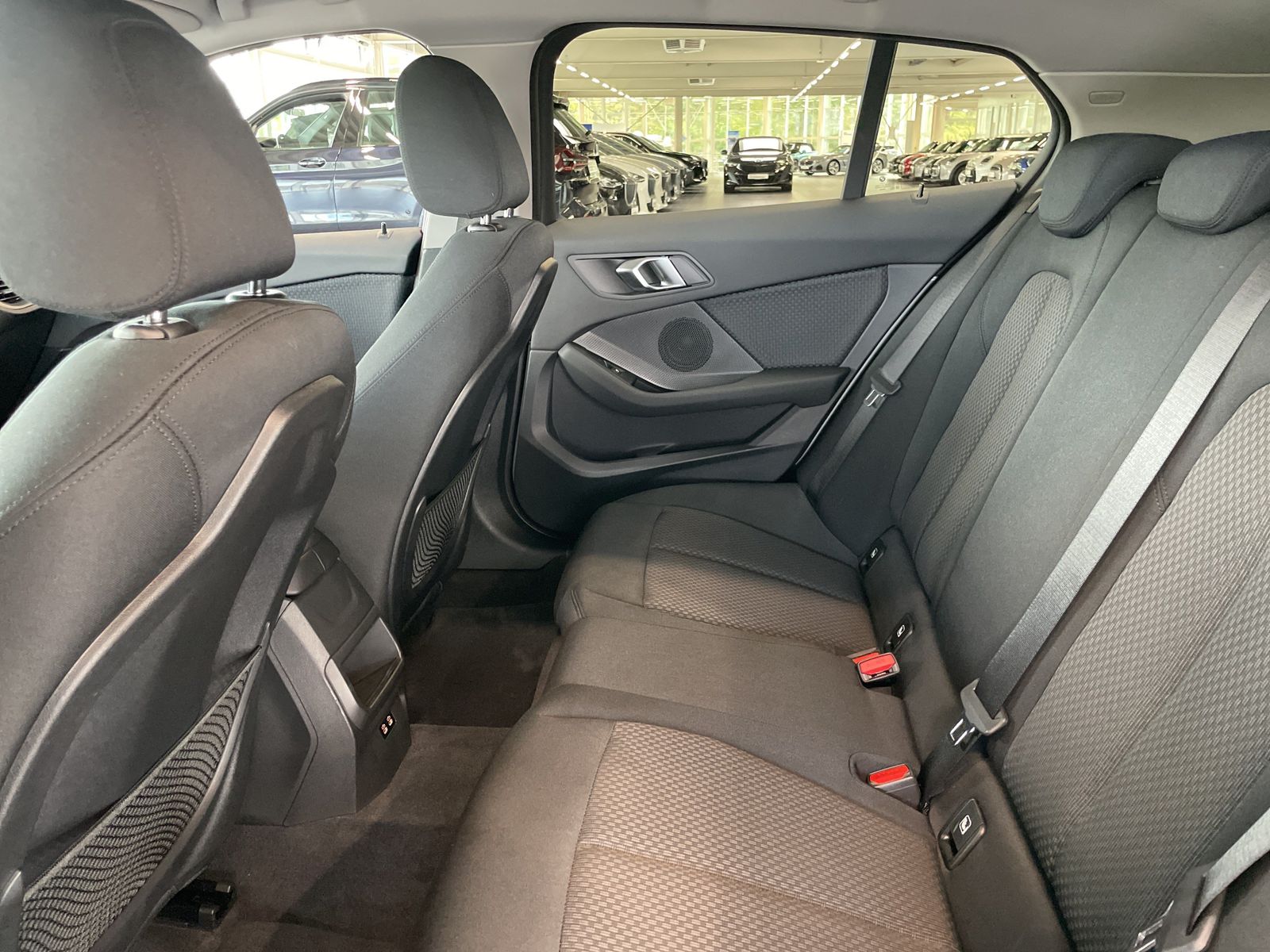 BMW 116 2022 г. Серый, пробег 17513 км