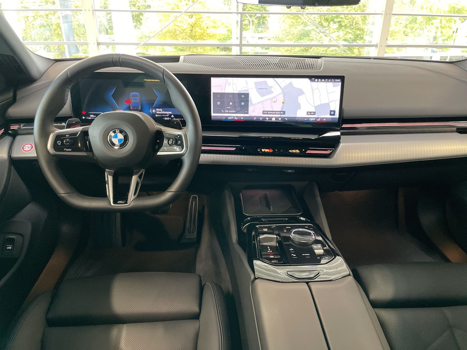 BMW 520 2025 г. Серый, пробег 21442 км