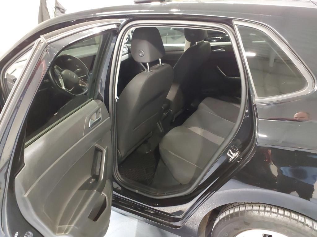 Volkswagen Polo 2023 г. Чёрный, пробег 43822 км