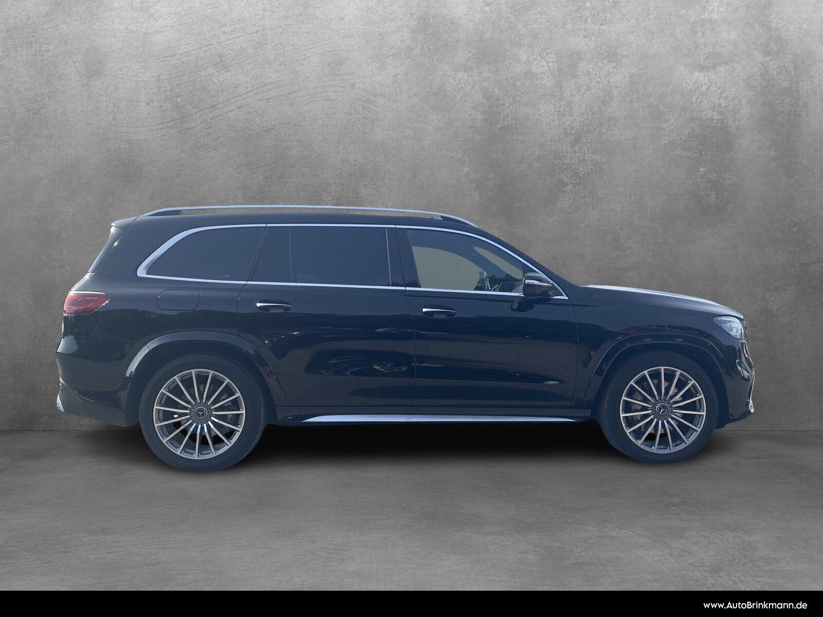 Mercedes-Benz GLS 63 2024 г. Чёрный, пробег 43300 км