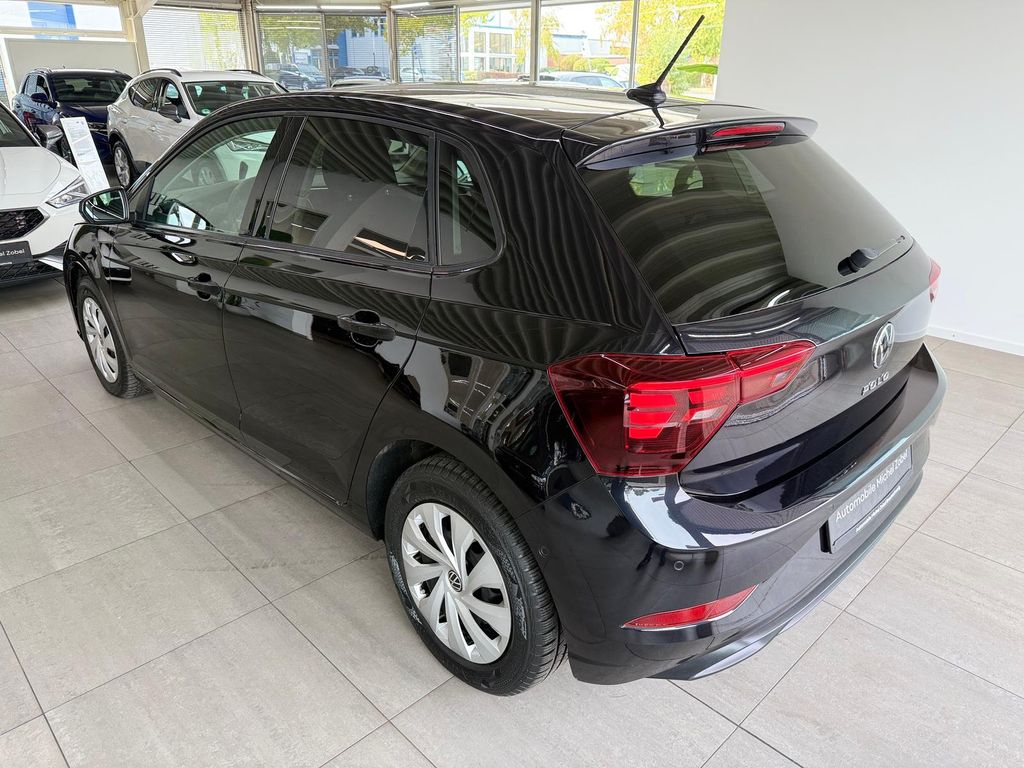 Volkswagen Polo 2023 г. Чёрный, пробег 52400 км