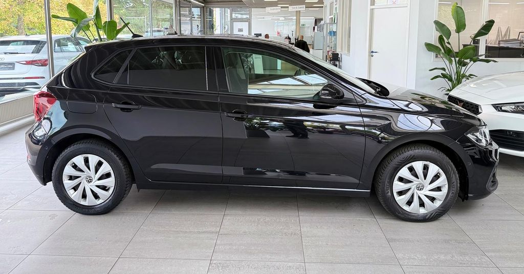 Volkswagen Polo 2023 г. Чёрный, пробег 52400 км