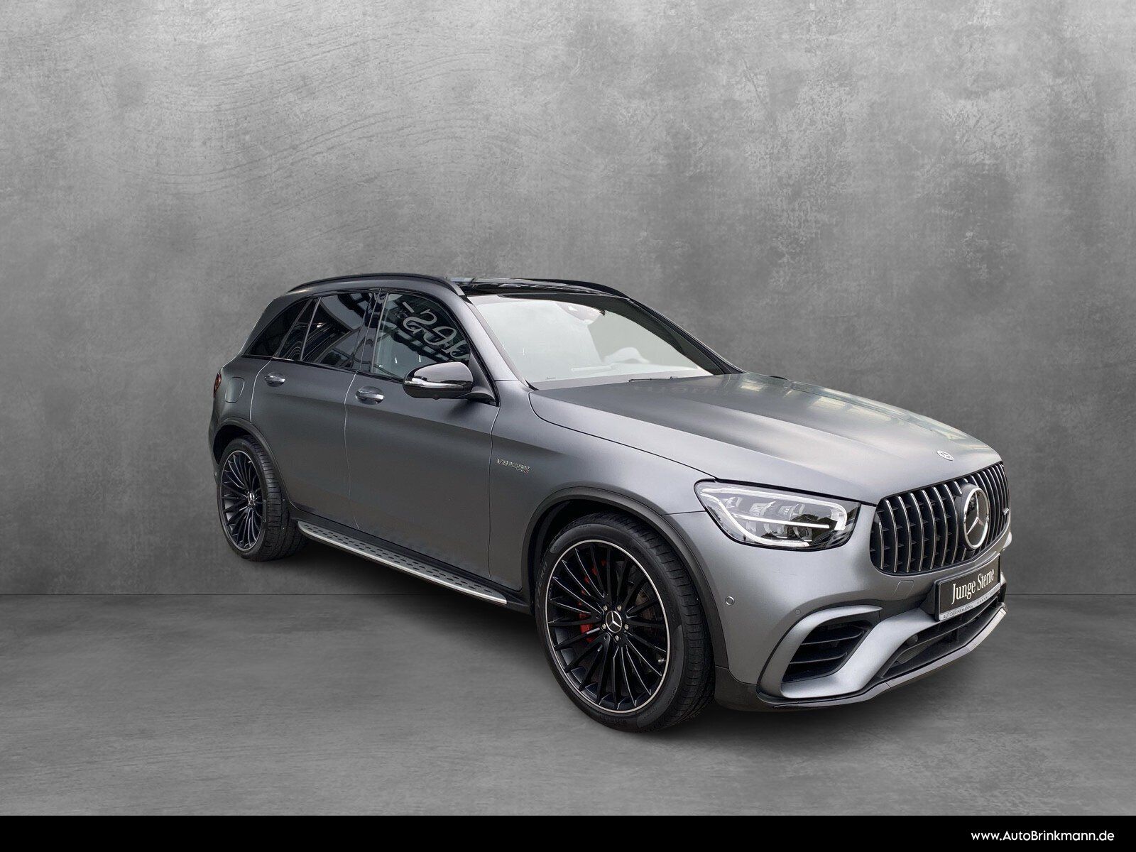 Mercedes-Benz GLC 63 AMG 2022 г. Серый, пробег 21989 км