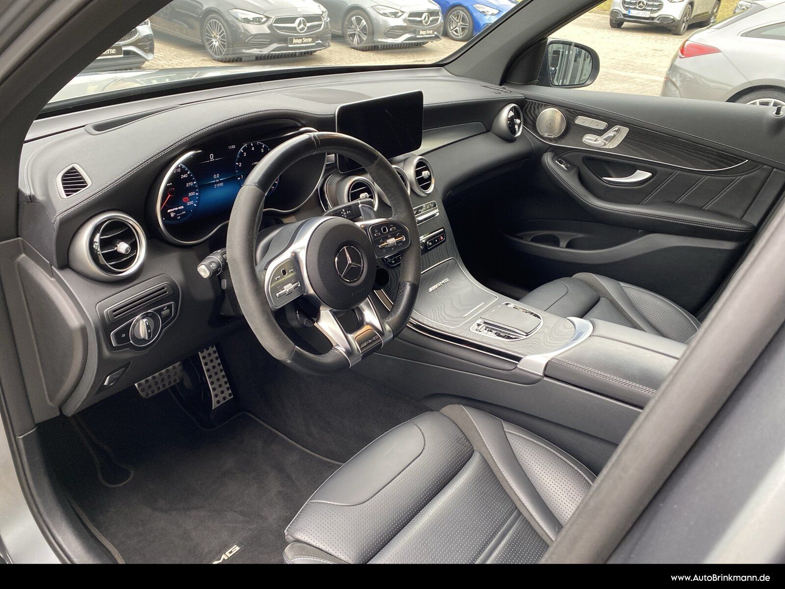 Mercedes-Benz GLC 63 AMG 2022 г. Серый, пробег 21989 км