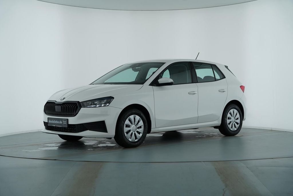 Skoda Fabia 2022 г. Белый, пробег 56896 км