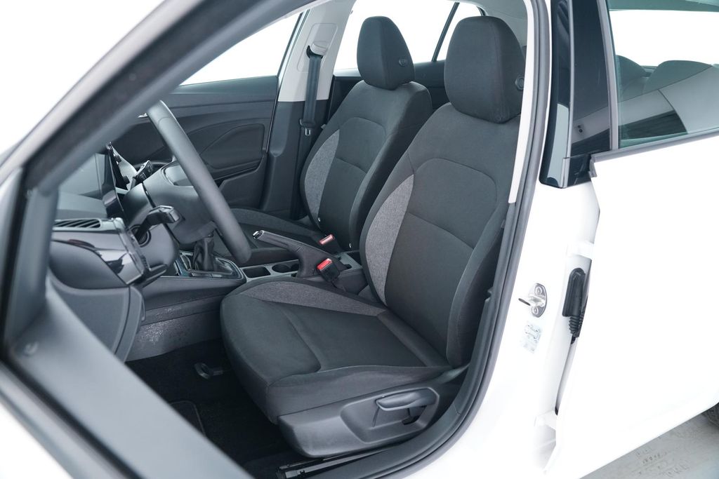 Skoda Fabia 2022 г. Белый, пробег 56896 км