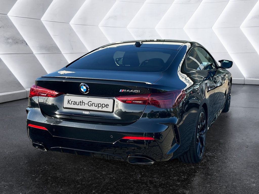 BMW M440 2025 г. Чёрный, пробег 23700 км