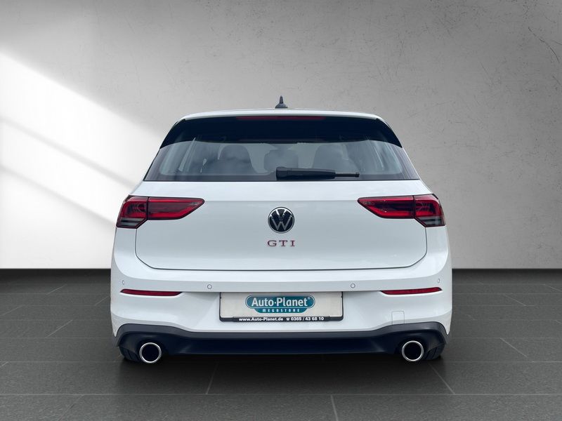 Volkswagen Golf 2022 г. Белый, пробег 41025 км