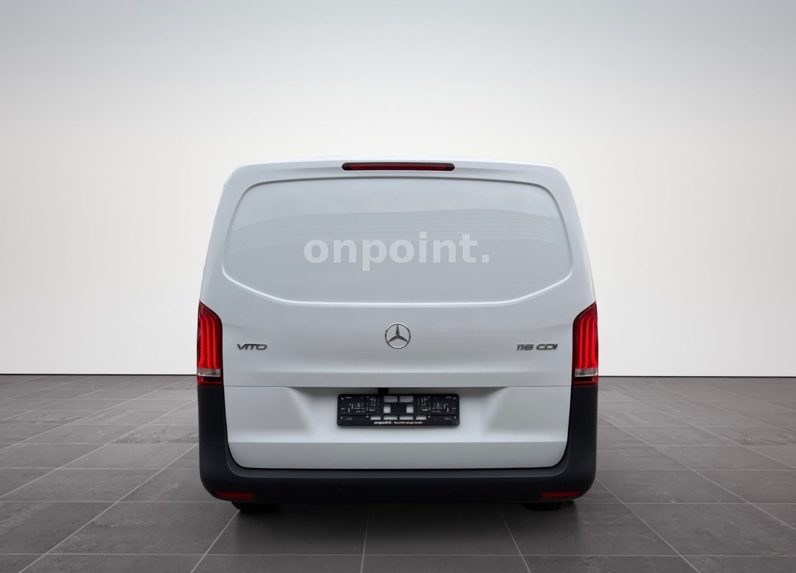 Mercedes-Benz Vito 2022 г. Белый, пробег 37000 км