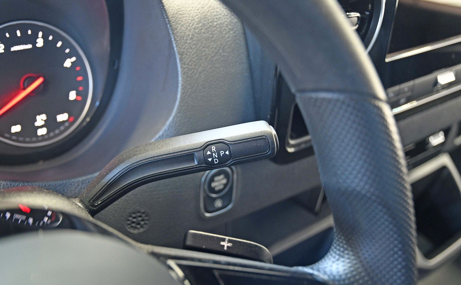 Mercedes-Benz SPRINTER 2024 г. Белый, пробег 57171 км