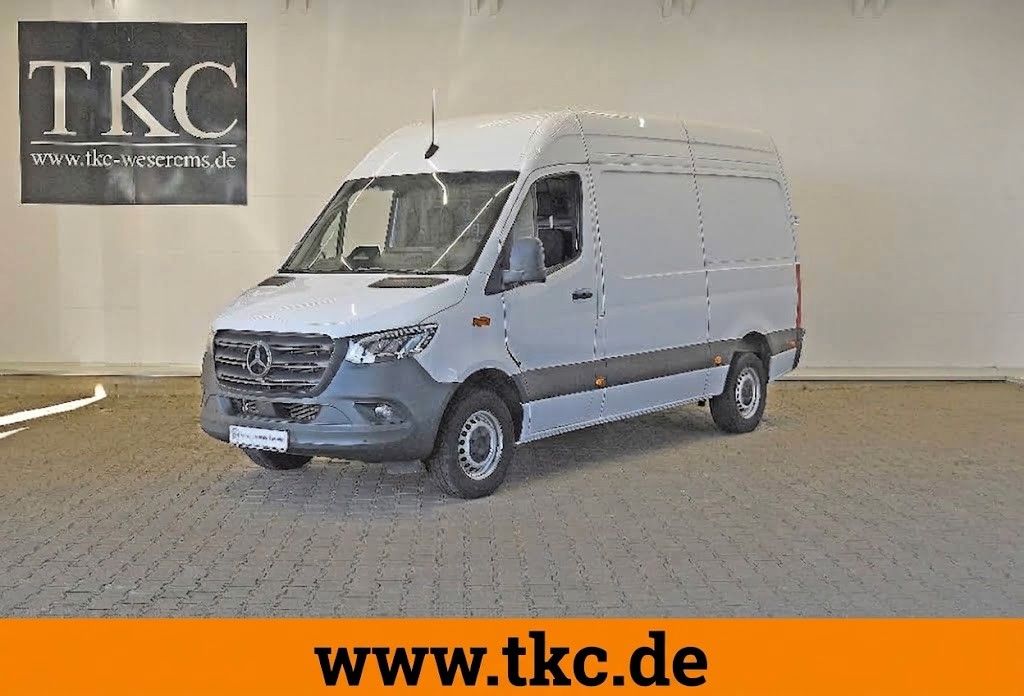 Mercedes-Benz SPRINTER 2024 г. Белый, пробег 57171 км