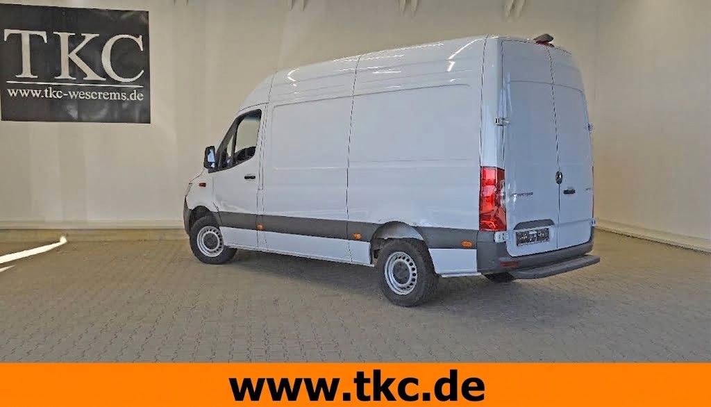 Mercedes-Benz SPRINTER 2024 г. Белый, пробег 57171 км