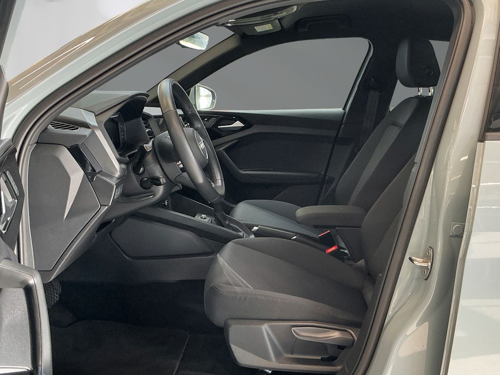 Audi A1 2022 г. Серый, пробег 33193 км