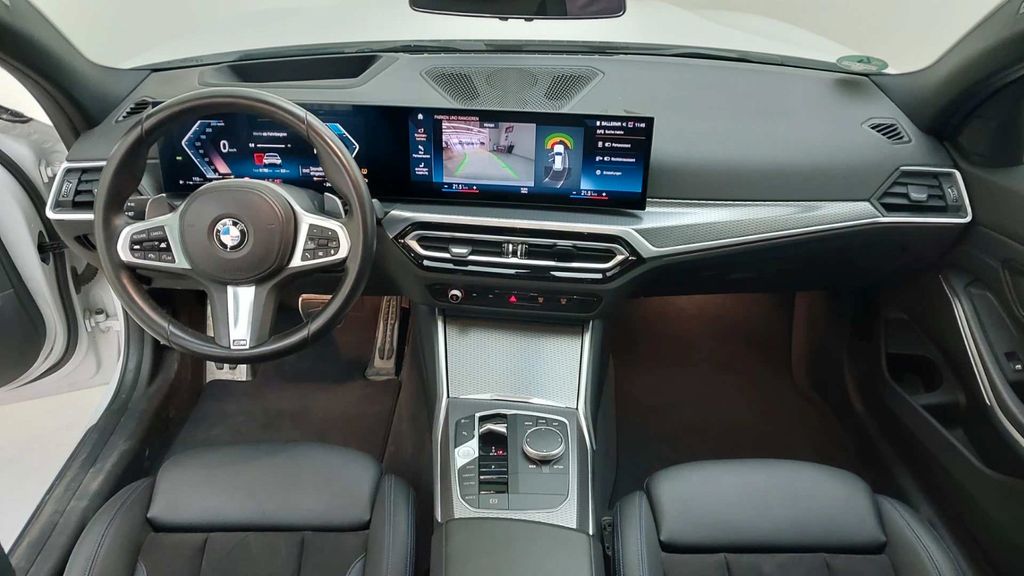 BMW 320 2023 г. Белый, пробег 50000 км