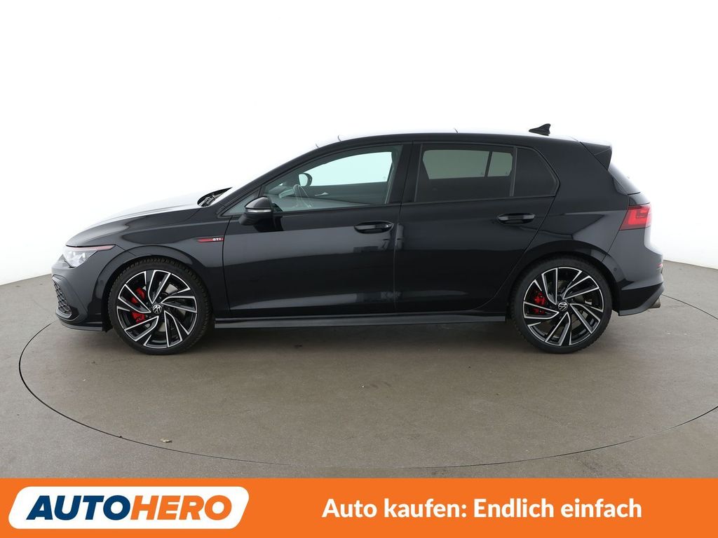 Volkswagen Golf 2023 г. Чёрный, пробег 48659 км