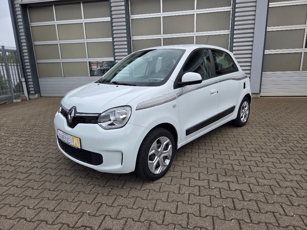 Renault Twingo 2021 г. Белый, пробег 18900 км