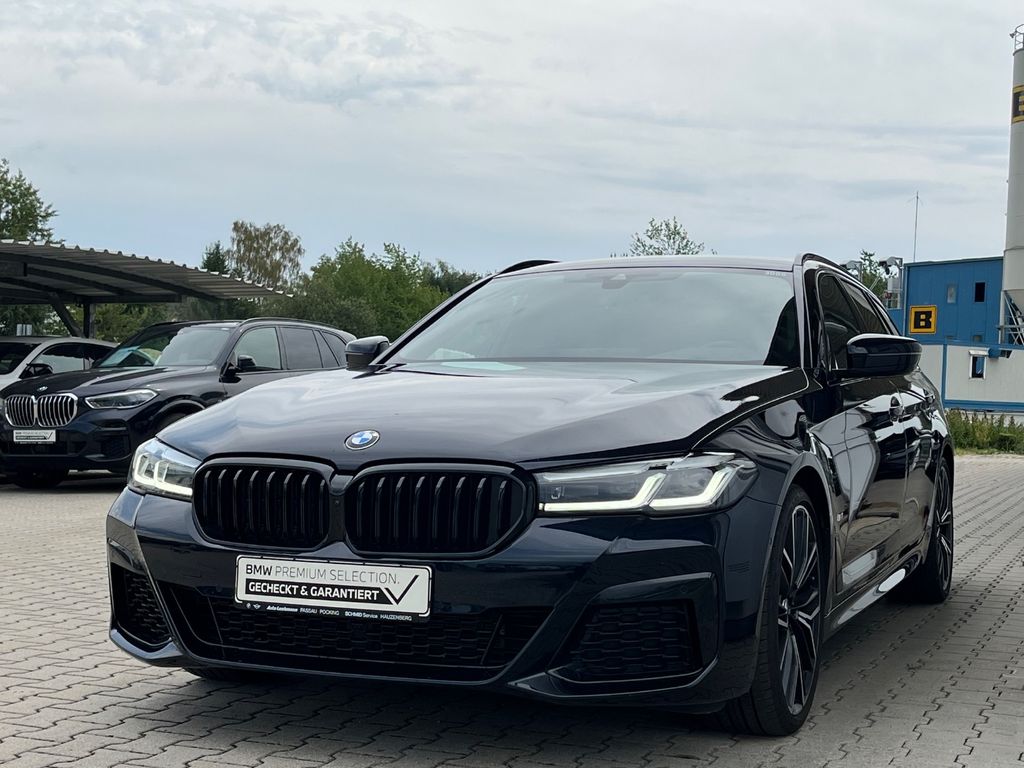BMW 540 2023 г. Чёрный, пробег 34326 км