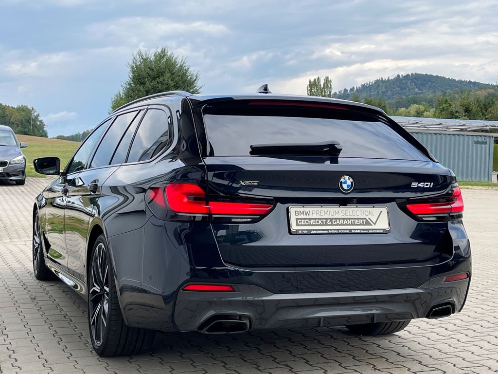 BMW 540 2023 г. Чёрный, пробег 34326 км