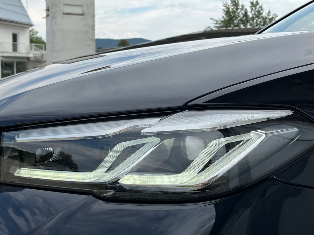 BMW 540 2023 г. Чёрный, пробег 34326 км