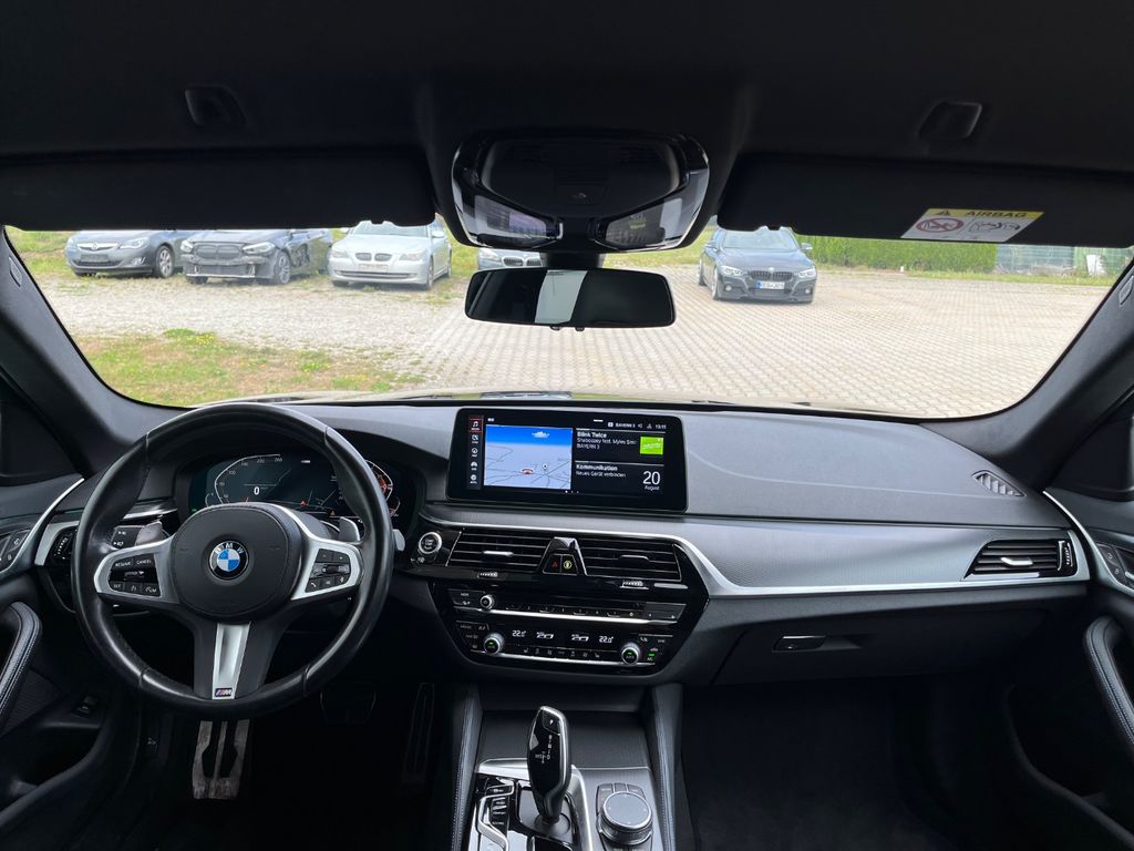 BMW 540 2023 г. Чёрный, пробег 34326 км