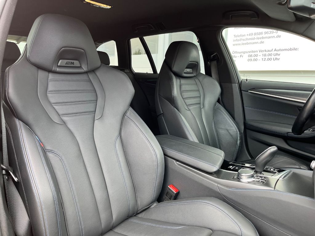 BMW 540 2023 г. Чёрный, пробег 34326 км