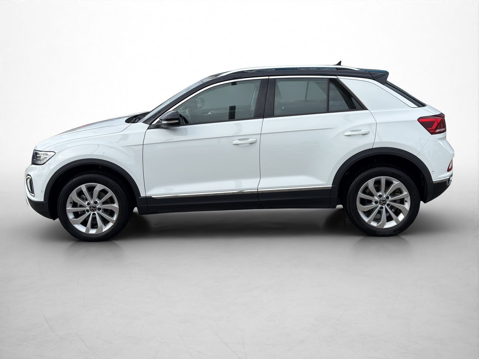Volkswagen T-Roc 2022 г. Белый, пробег 37700 км