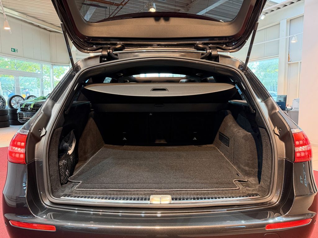 Mercedes-Benz E 53 AMG 2022 г. Чёрный, пробег 41057 км