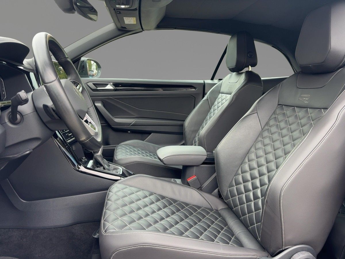 Volkswagen T-Roc 2023 г. Серый, пробег 30000 км