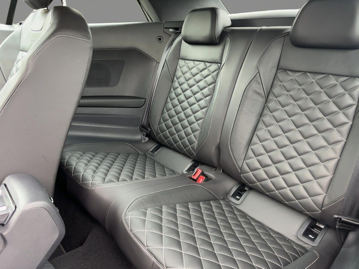 Volkswagen T-Roc 2023 г. Серый, пробег 30000 км