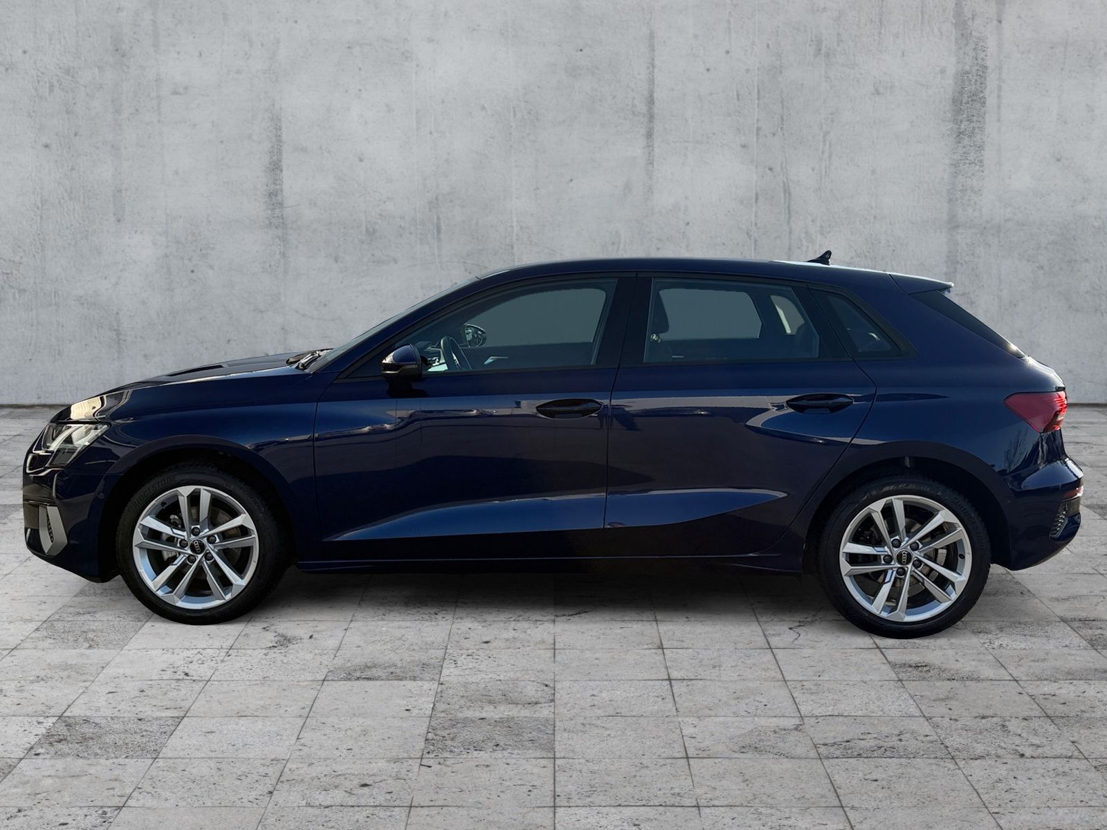 Audi A3 2023 г. Синий, пробег 40342 км