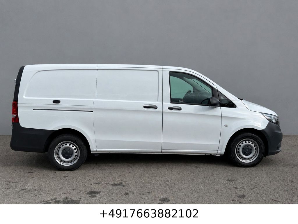 Mercedes-Benz Vito 2023 г. Белый, пробег 44000 км